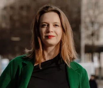 Rosamund Thomas
